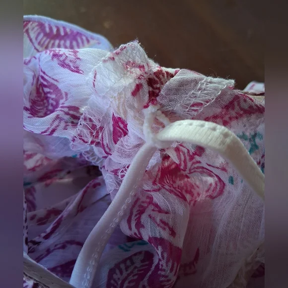 Sonoma Goods For Life Sheer Floral  Ruffle Boho Top/Cami Set - Picture 10 of 11